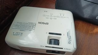 EPSON EB-S18  LCD Projector