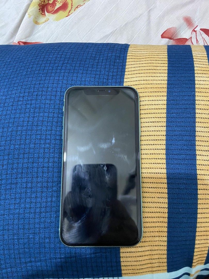 For sale iphone 11 128gb, Mobile Phones & Gadgets, Mobile Phones