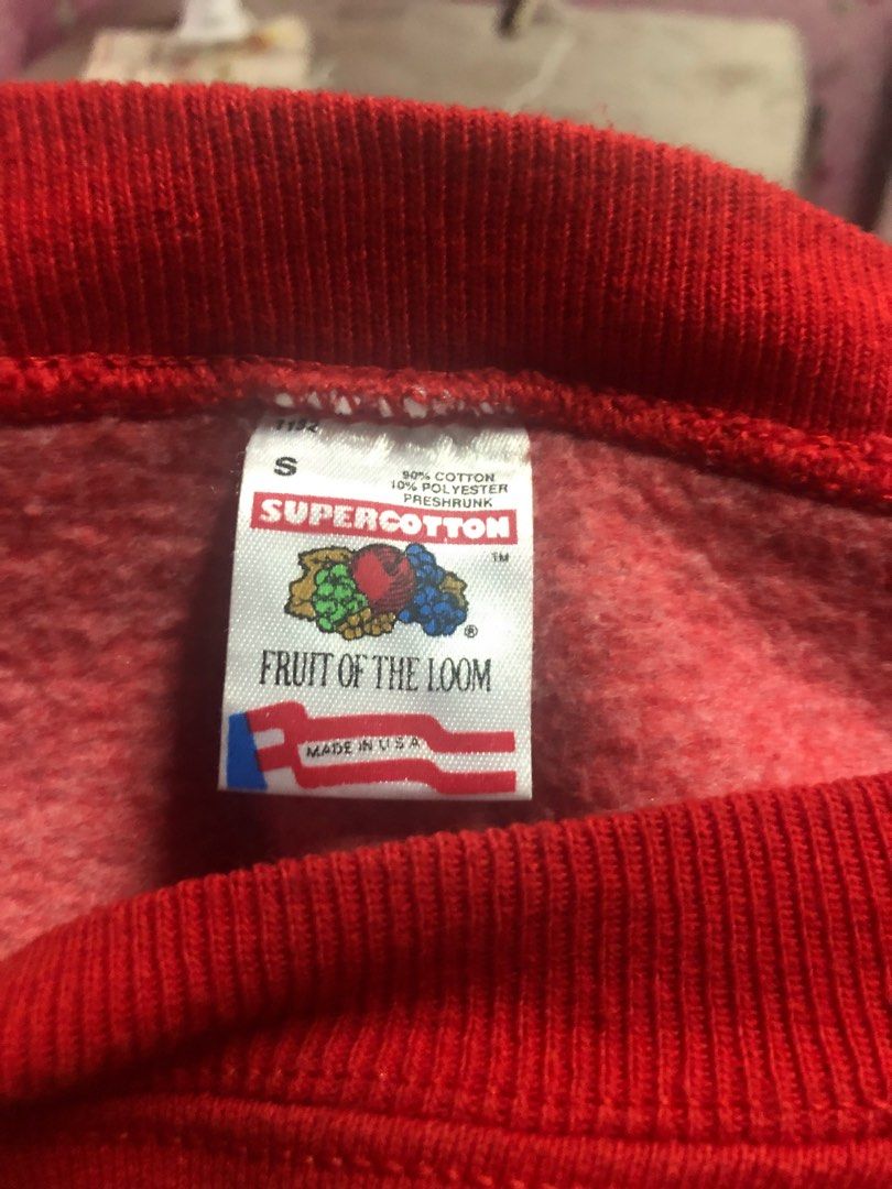 FRUIT OF THE LOOM sweater Men s Fashion Activewear on Carousell