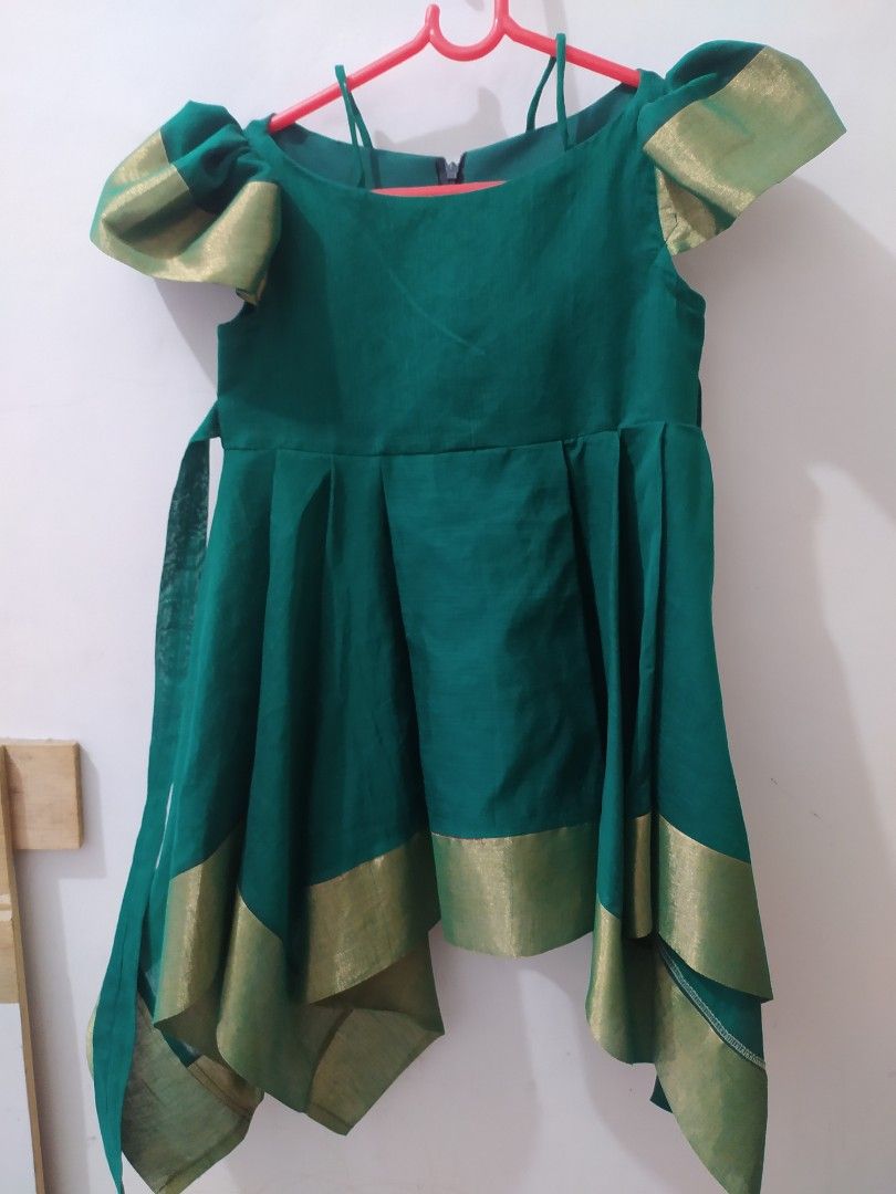 Sari gaun sale