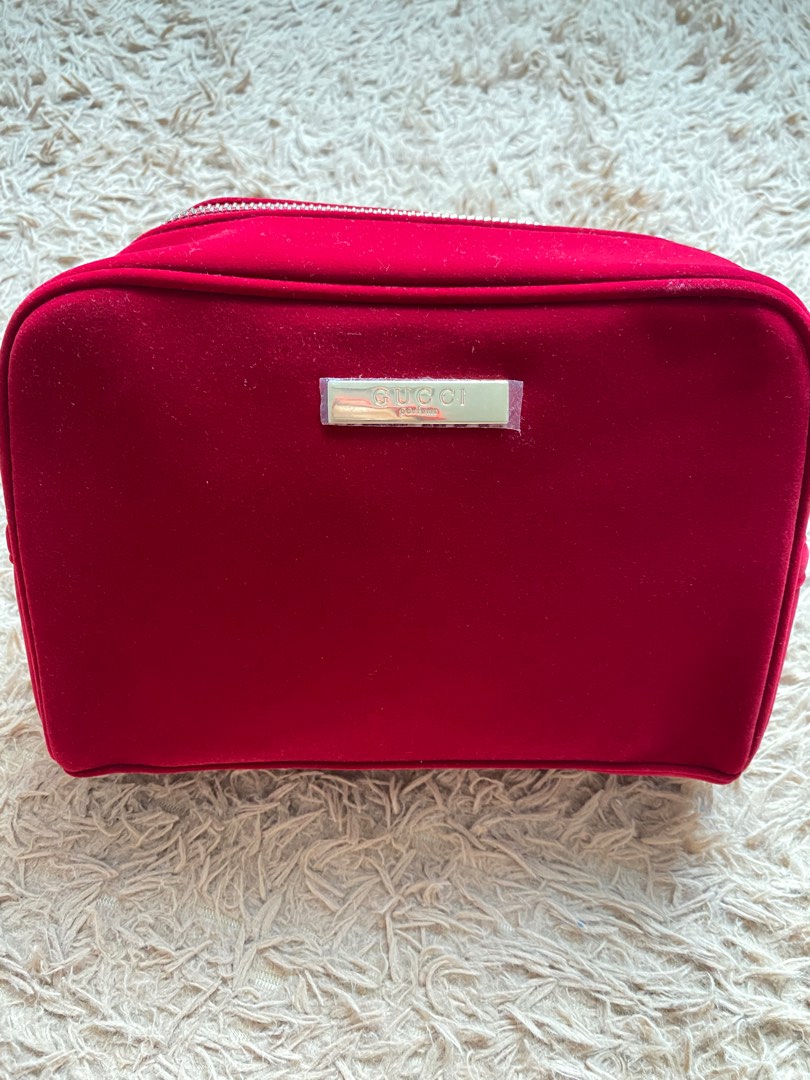Gucci parfums sales makeup bag