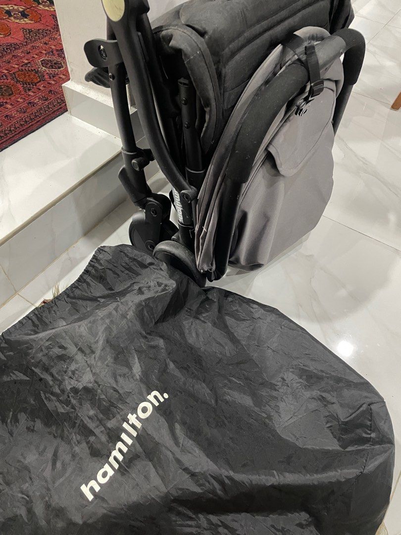Hamilton ezze basic stroller hot sale