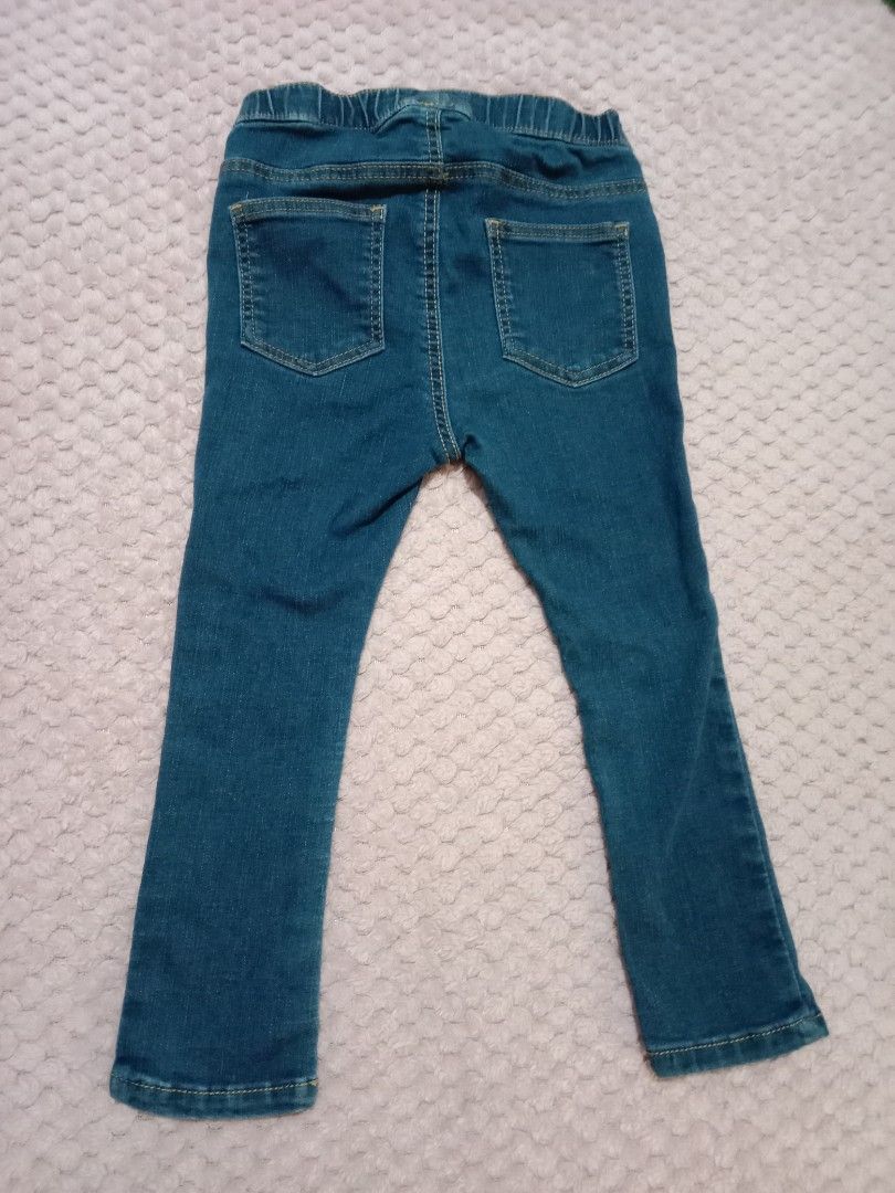 H&M pants for baby (Category: Babies & Kids Fashion) located in Bacoor. Submitted by knotdys (Listing ID 1273616390, Image 3). Description: 1-2 on tag.