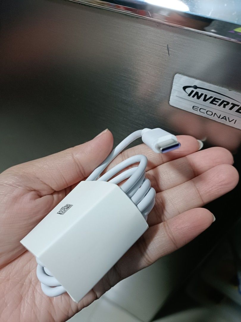 Huawei Original 55 watts Cord (Category: Chargers & Cables) located in Mandaluyong City. Submitted by kim091522 (Listing ID 1273397251, Image 2). Description: brandnew and unused po huawei 40 watts cord galing nova and p series po if cord lang 899 f ksama adaptor 1500 po mandaluyong makati meet ups original po ito not class replica or whatsoever kaya pls no haggling.