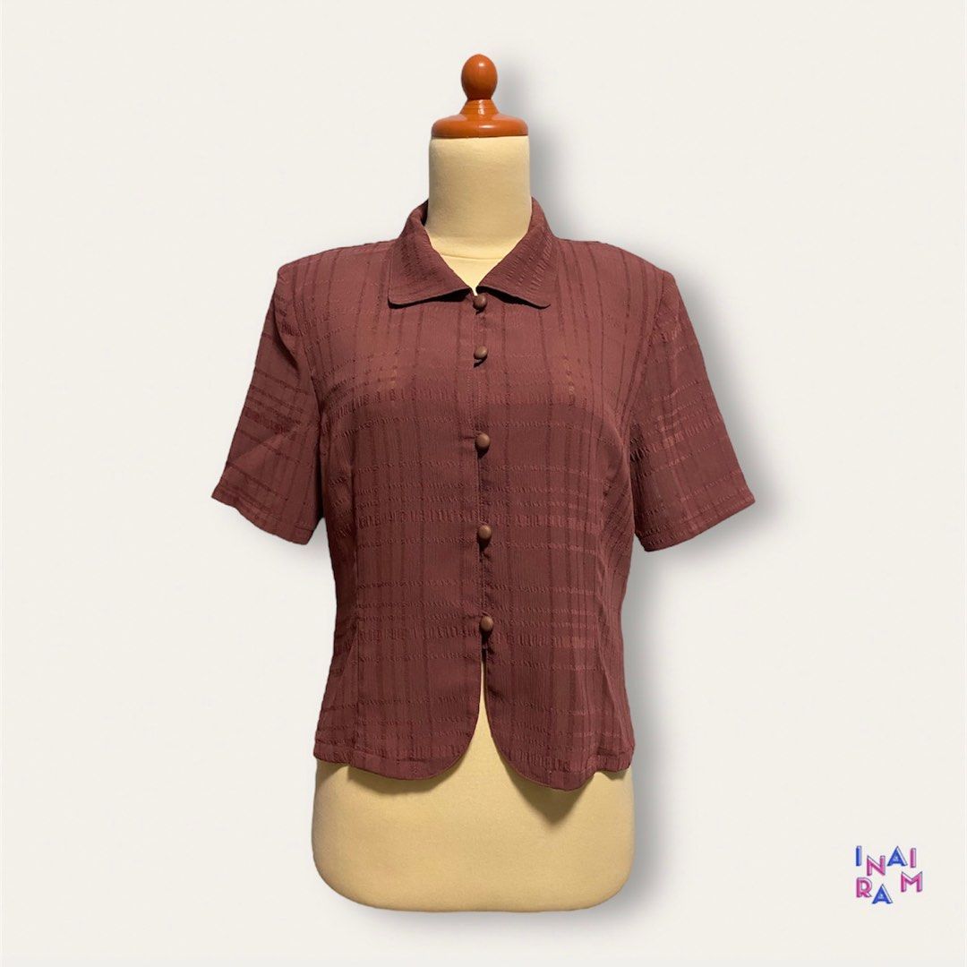 IM009 red cropped button up soft girl aesthetic button up short