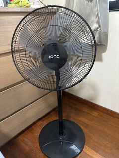 (Category: ) located in . Submitted by banthiav90 (Listing ID 1273446833, Image 1). Description: .