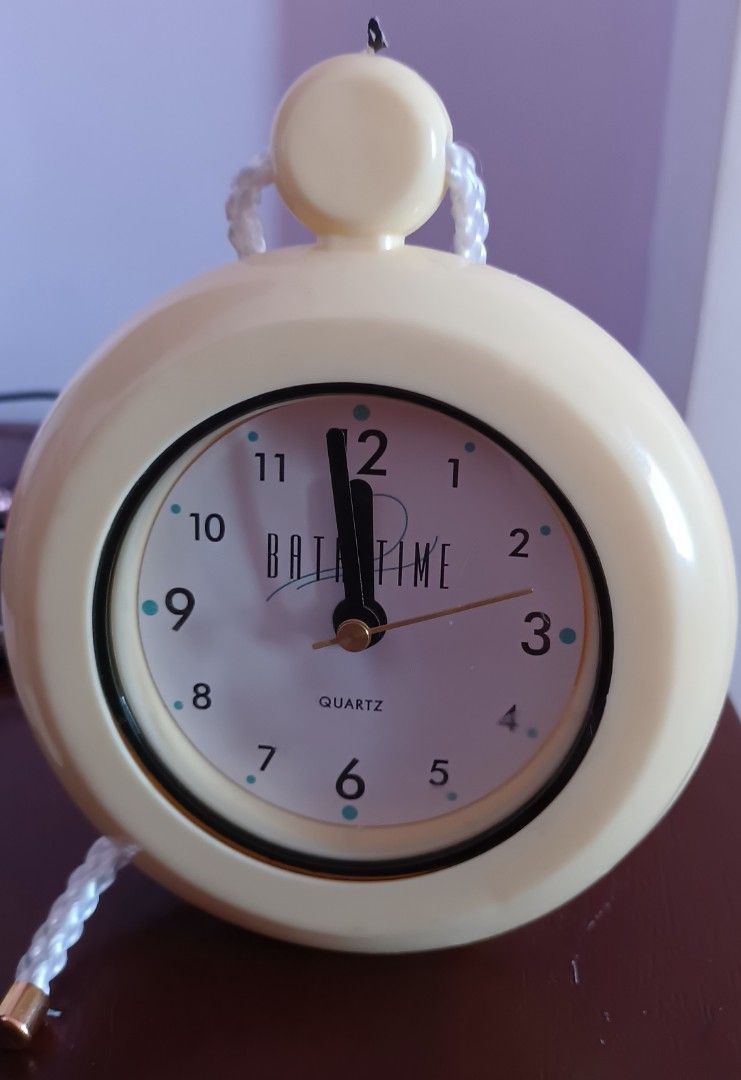 Japan Kiddie Wall/Table Clock (Category: Clocks) located in Polangui. Submitted by cornerbags_shoes (Listing ID 1273517339, Image 3). Description: 80 pesos each character wall clock 110 each round table/wall clock take all 4pcs for 310pesos no individual box.