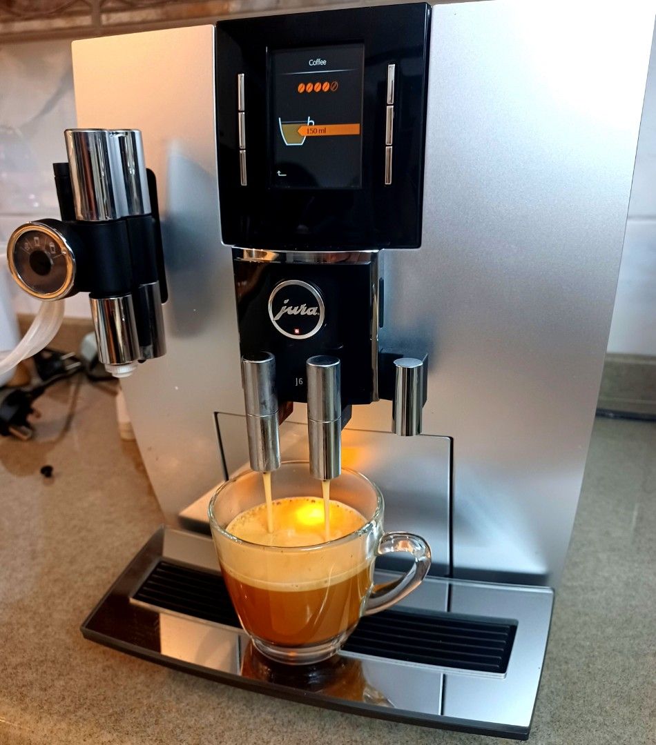 Jura Impressa J6 Super Automatic Coffee Espresso Machine (Category: Coffee Machines & Makers) located in Paranaque City. Submitted by jaysanti (Listing ID 1273618912, Image 2). Description: Jura 6 Bean to cup machine heavy duty and can make different milk based drinks, latte, cappuccino, flat white, espresso, coffee etc. fully programmable 0-9-1-5-2-8-7-2-7-5-6. Swiss Made 220V. home use ￼ ￼ J6 360° pleasure for all the senses The J6 is undoubted