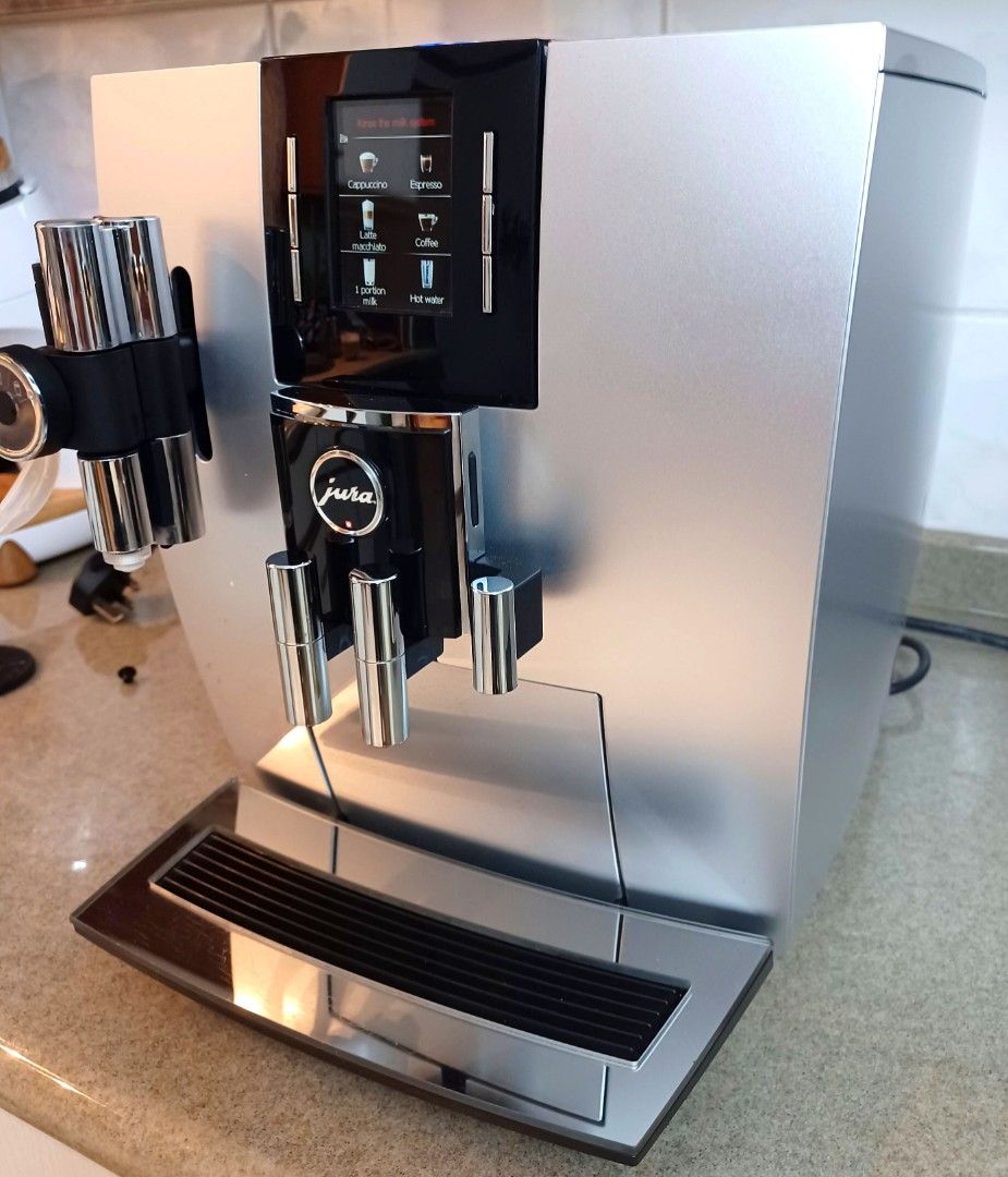 Jura Impressa J6 Super Automatic Coffee Espresso Machine, TV & Home