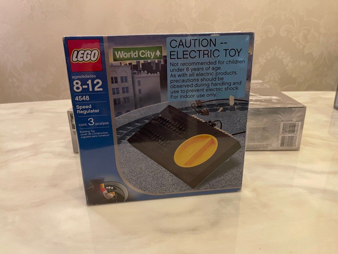 Lego 10001 (Metroliner ) + Lego 4548 (Trains Transformer and Speed