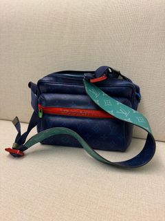 （分類：）位於 。 由 lvoenss 提交（商品編號 1273624850，圖片 1）。簡介： 。