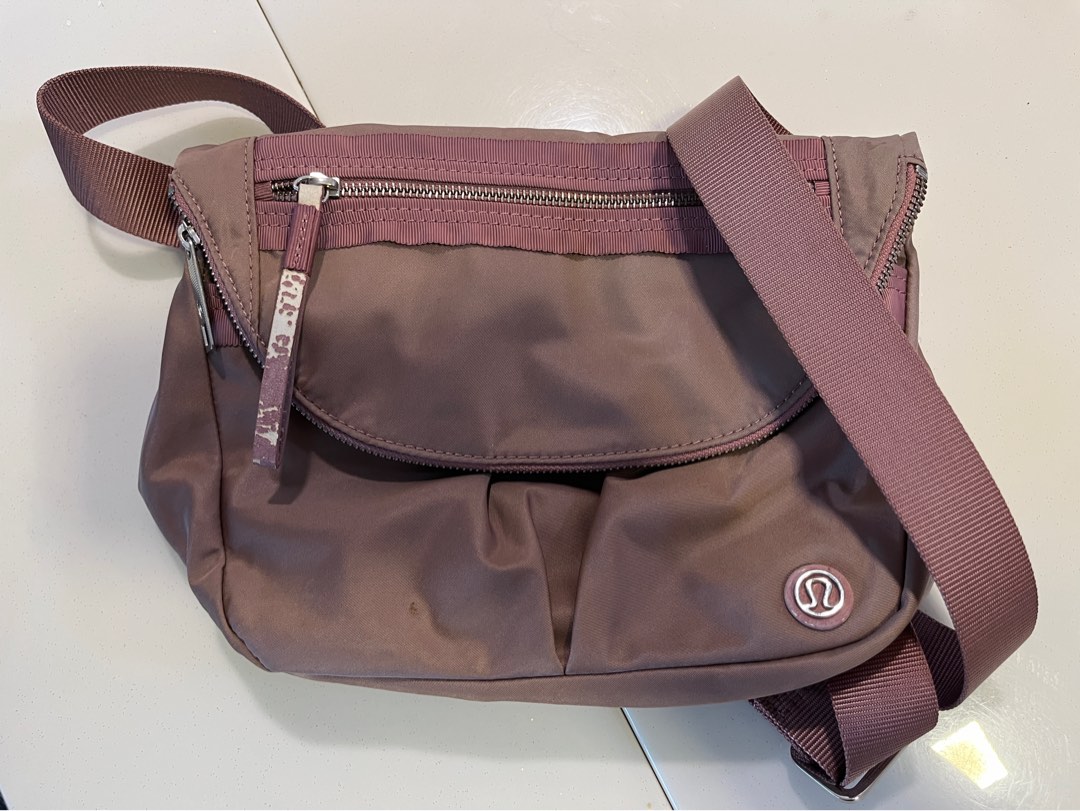 Lululemon festival crossbody bag shop