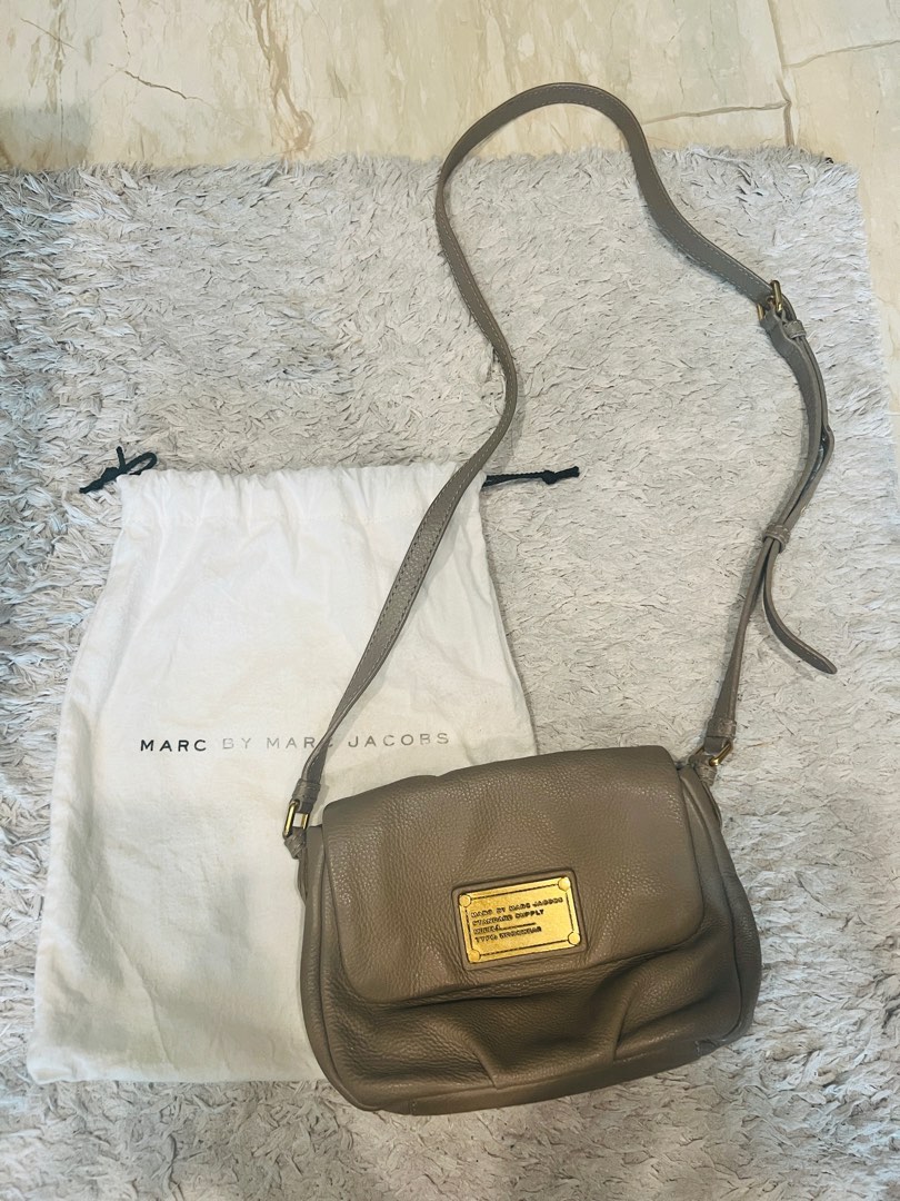 Marc best sale jacob sling