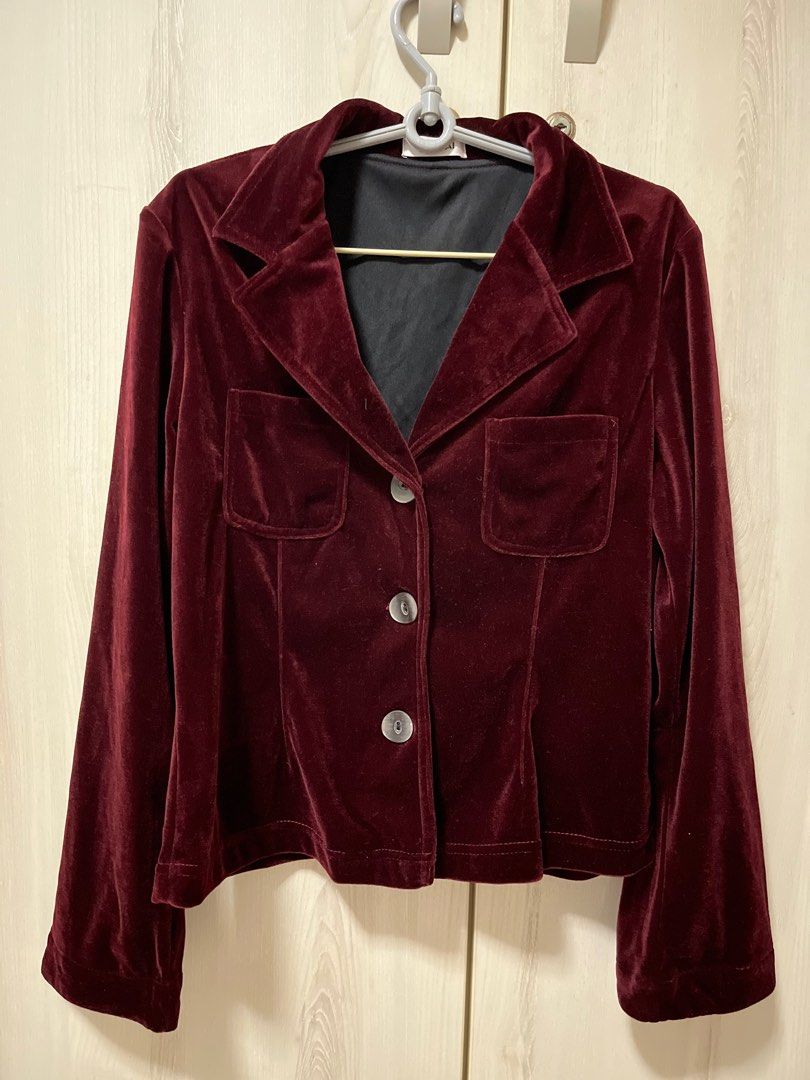 Maroon velvet hotsell jacket womens