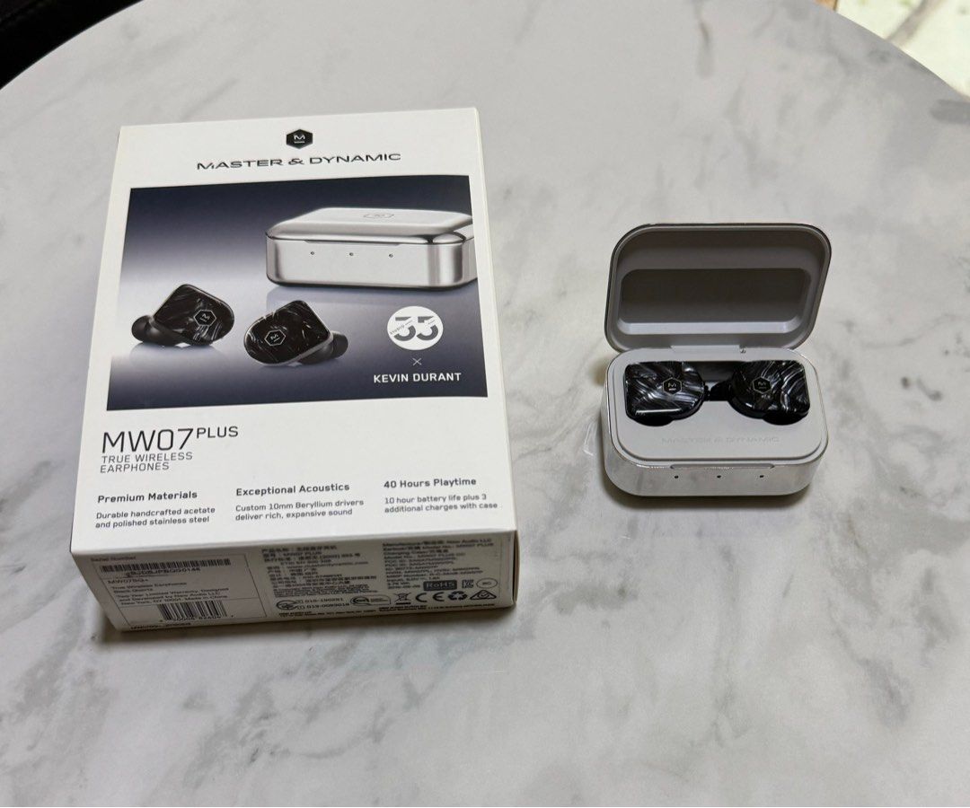 Master dynamic mw07 plus vs hotsell sennheiser momentum true wireless 2