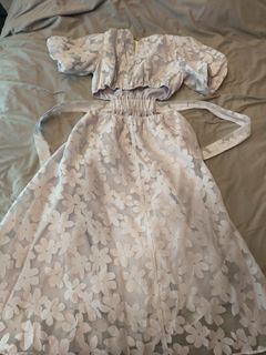 (Category: ) located in . Submitted by liketodressup (Listing ID 1273522726, Image 1). Description: .