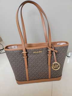 （分類：）位於 。 由 goodsforu_ 提交（商品編號 1273623081，圖片 1）。簡介： 。