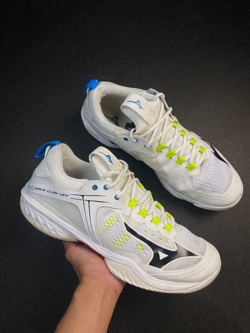 Mizuno Wave Claw Neo (White) main image 0