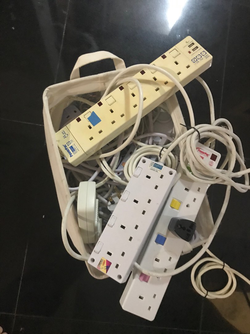 Multi plug extension cord, TV & Home Appliances, Electrical, Adaptors