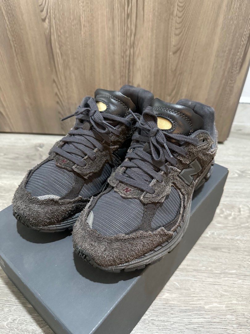 new balance 2002 r protection pack phantom