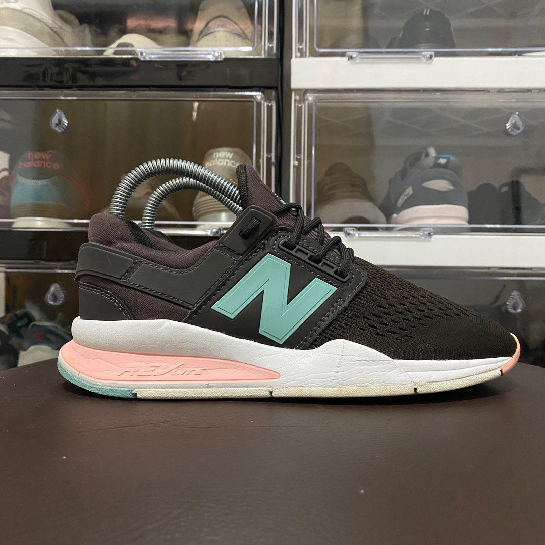 Harga new balance 247 tritium hotsell