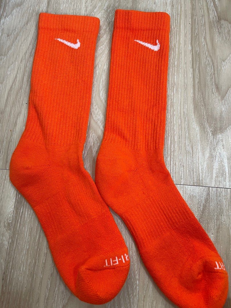 White and orange cheap nike socks
