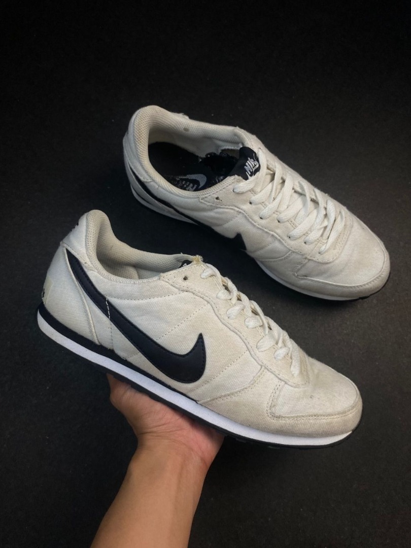 Nike genicco canvas hot sale
