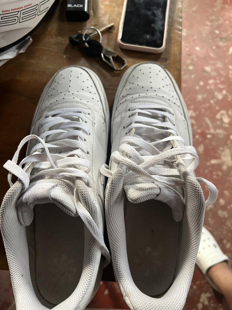 Nike off court size 12 (Category: Sneakers) located in Quezon City. Submitted by 41savage (Listing ID 1273527069, Image 3). Description: slightly used. size 12 LEGIT 💯 rush sale. will change rotation. ✌️.