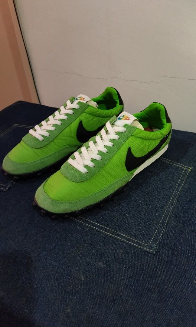 Nike waffle racer 1977 model Men s Fashion Footwear Sneakers on