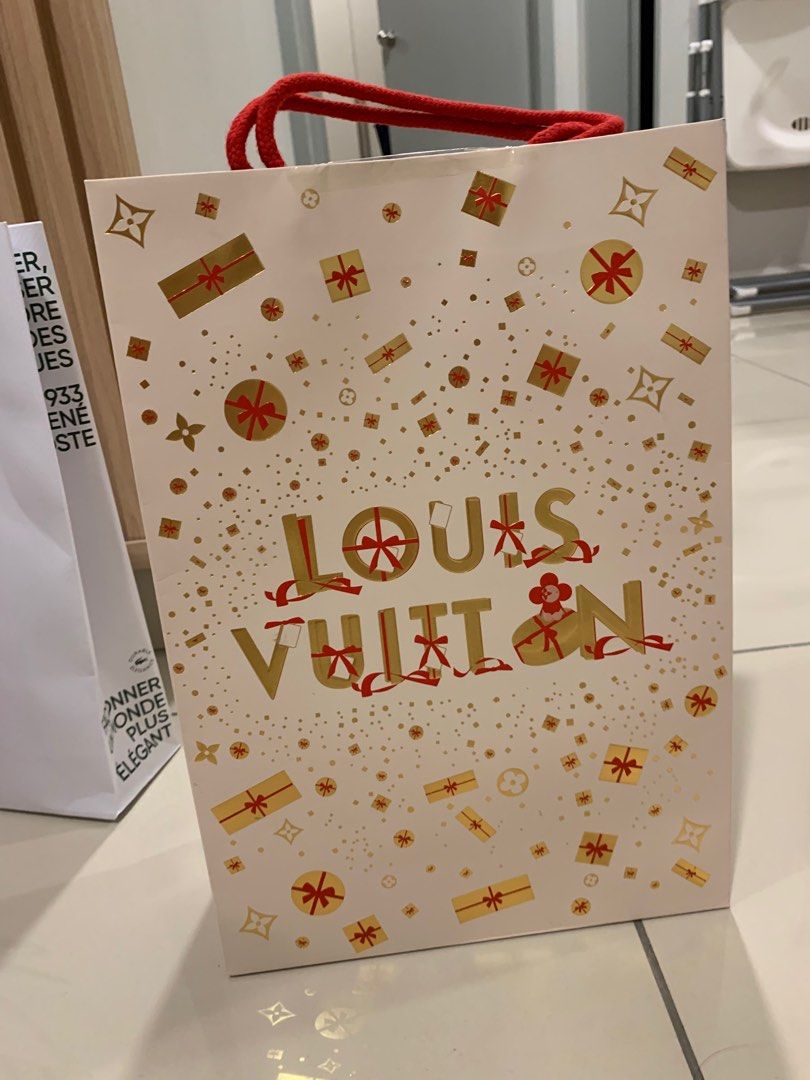 Louis vuitton deals paper bag 2020