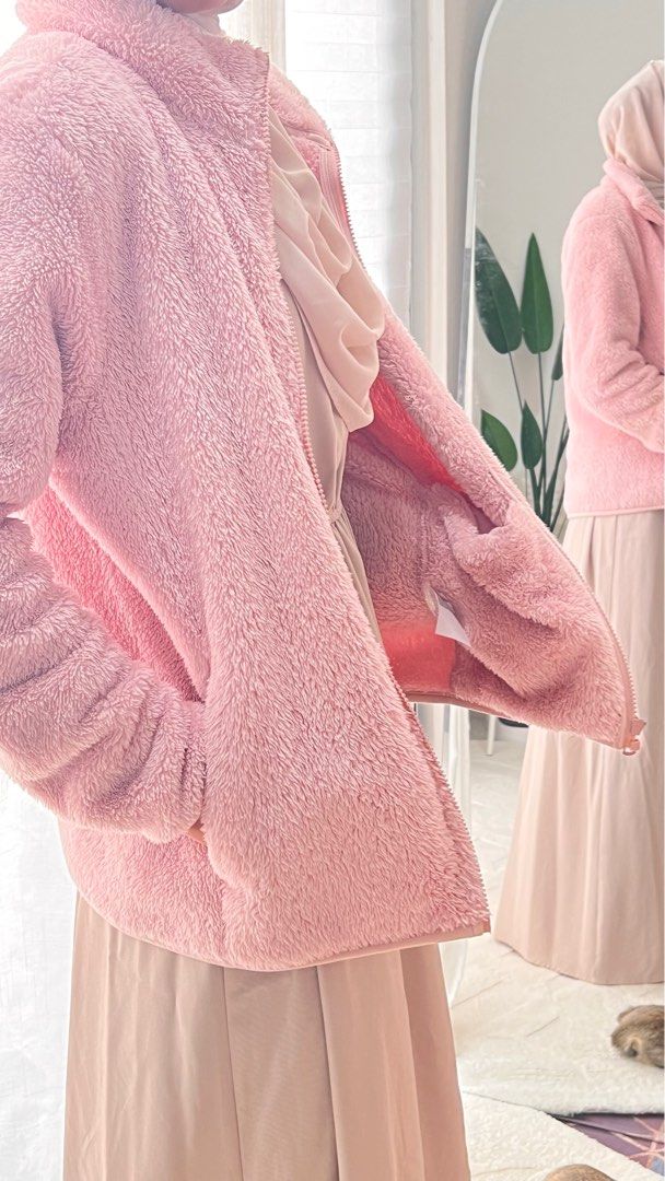 Uniqlo pink coat outlet