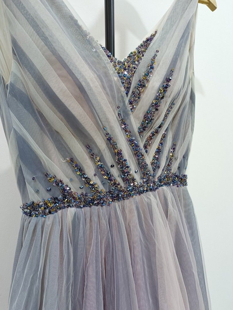Islee dinner dress top