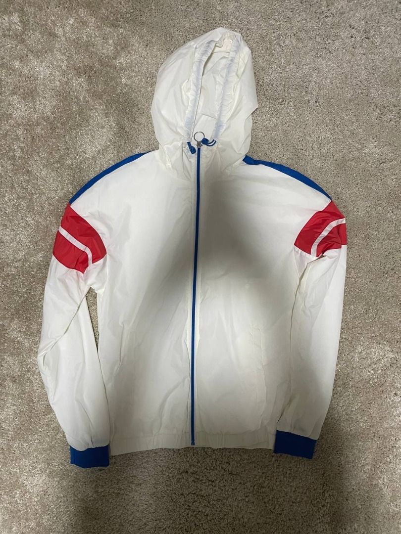 Pull and clearance bear windbreaker