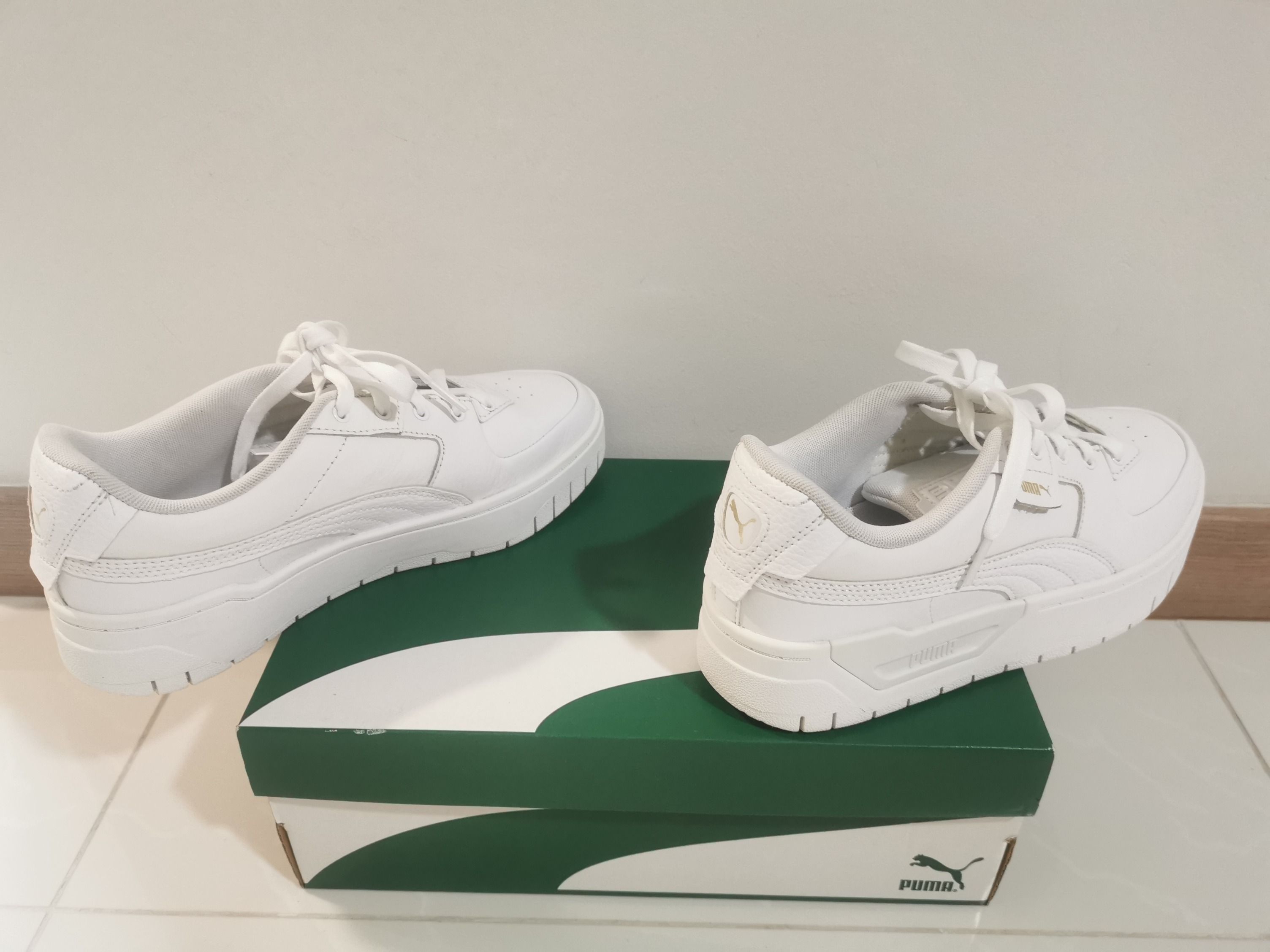 Puma white outlet sneakers women