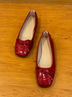 (Category: ) located in . Submitted by mtmycloset (Listing ID 1273543346, Image 1). Description: .