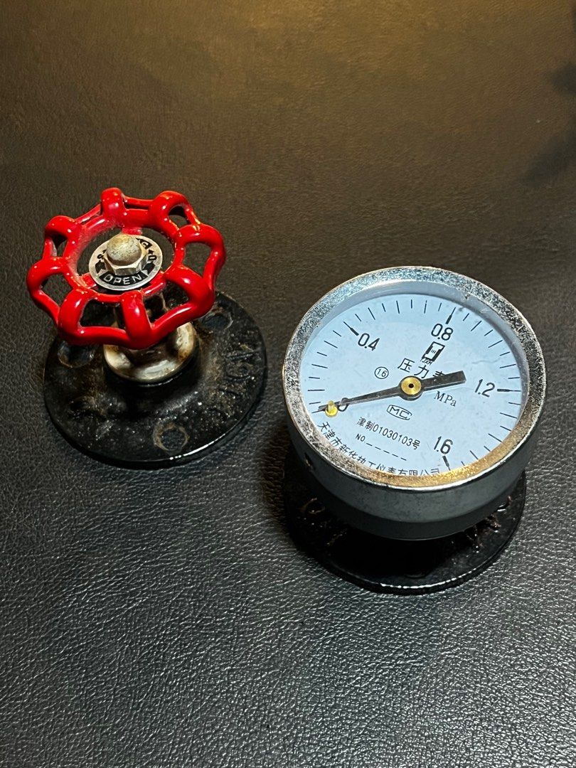 Retro 3 x Fire-Hydrant knob and 1 x Pressure Gauge for bag / cloth hanger,  Furniture & Home Living, Home Decor, Other Home Decor on Carousell