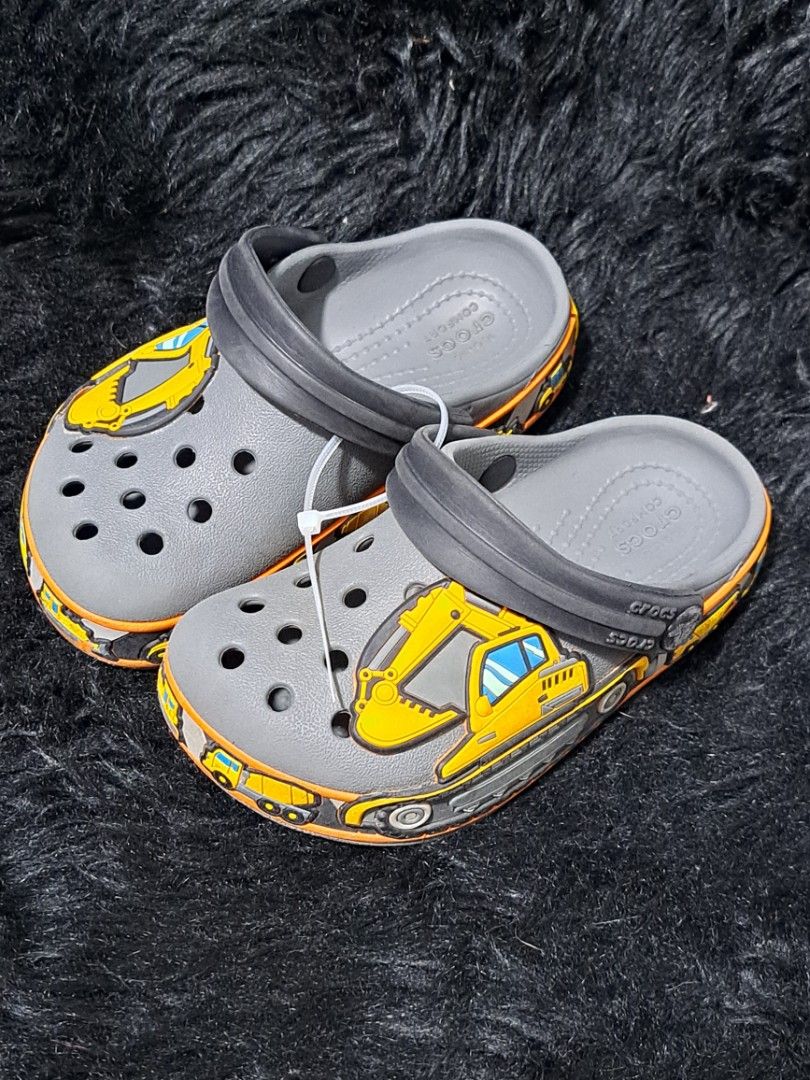 C8 crocs online size in cm