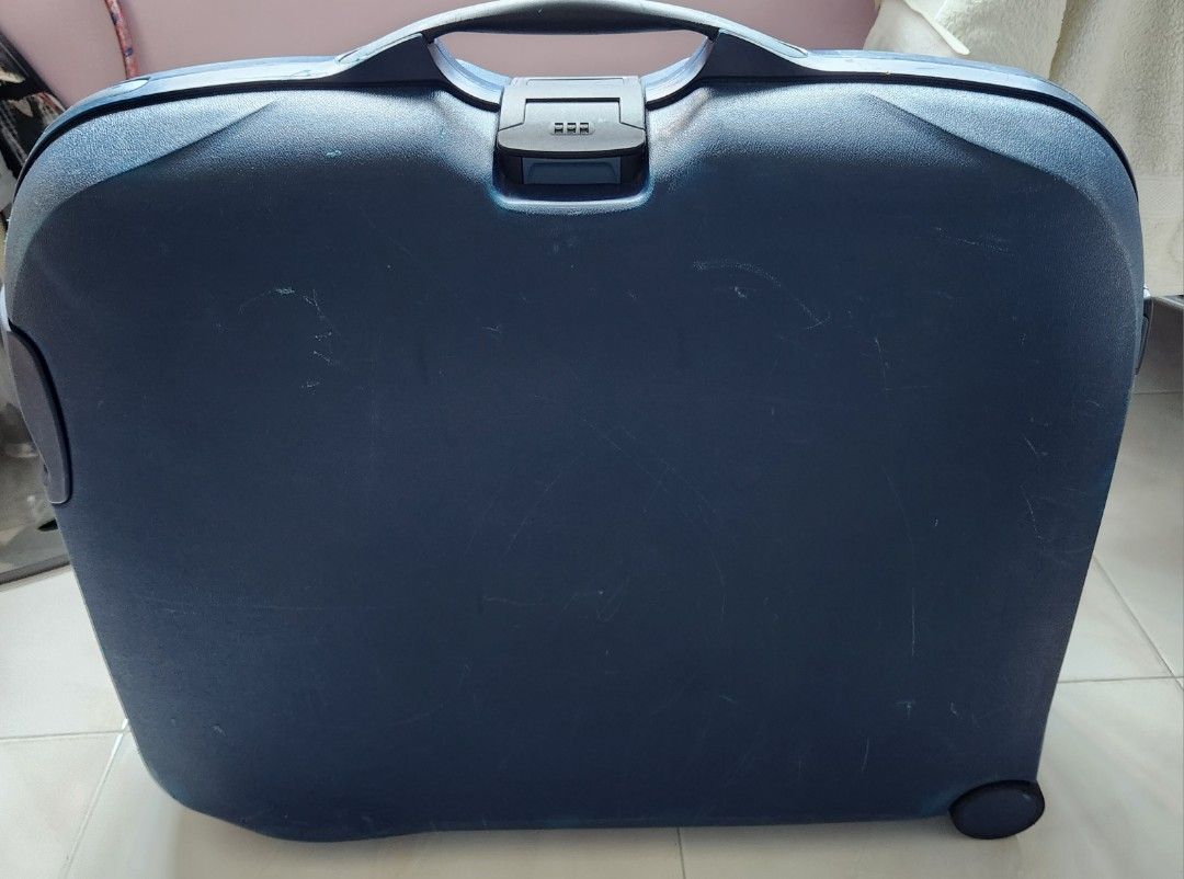 Samsonite epsilon top suitcase