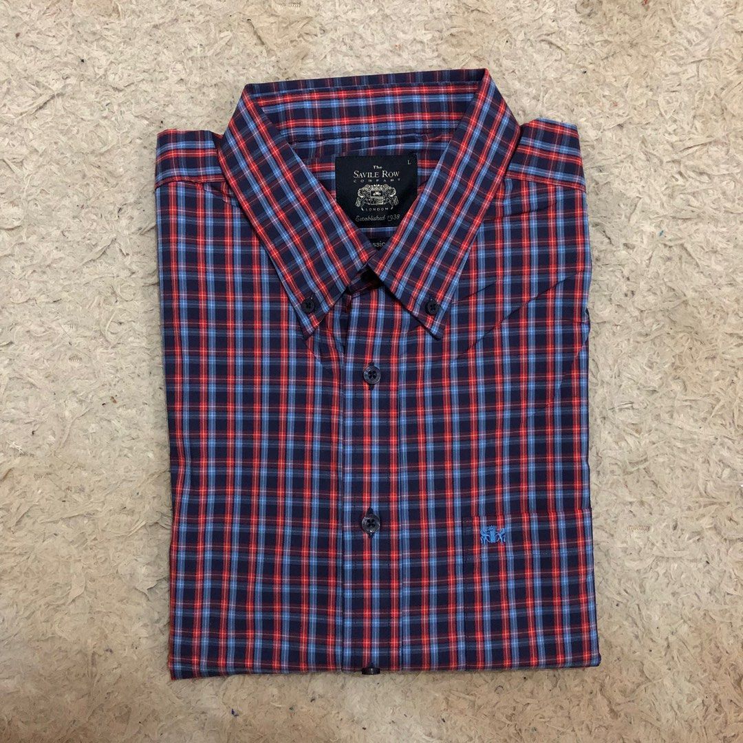 Savile Row Short Sleeves (Category: Tshirts & Polo Shirts ) located in Manila. Submitted by etcetero (Listing ID 1273582278, Image 1). Description: Original Price: P2,250 DIMENSIONS Width: 25” Length: 31” Sleeves: 11.5” Shoulders: 21”.