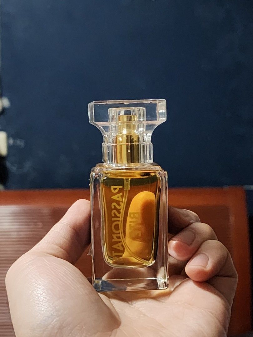 Scentual obsessions store perfume
