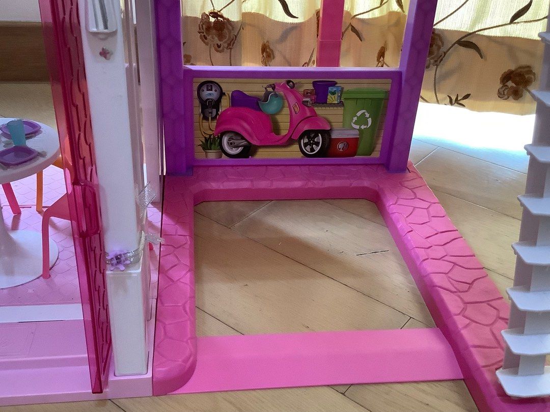 Second hand Barbie dream house toy