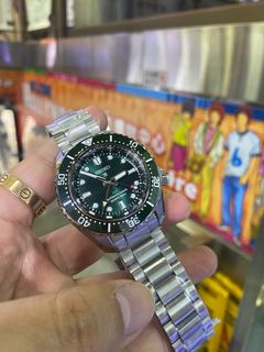 （分類：）位於 。 由 hollywood_timepiece 提交（商品編號 1209001283，圖片 1）。簡介： 。