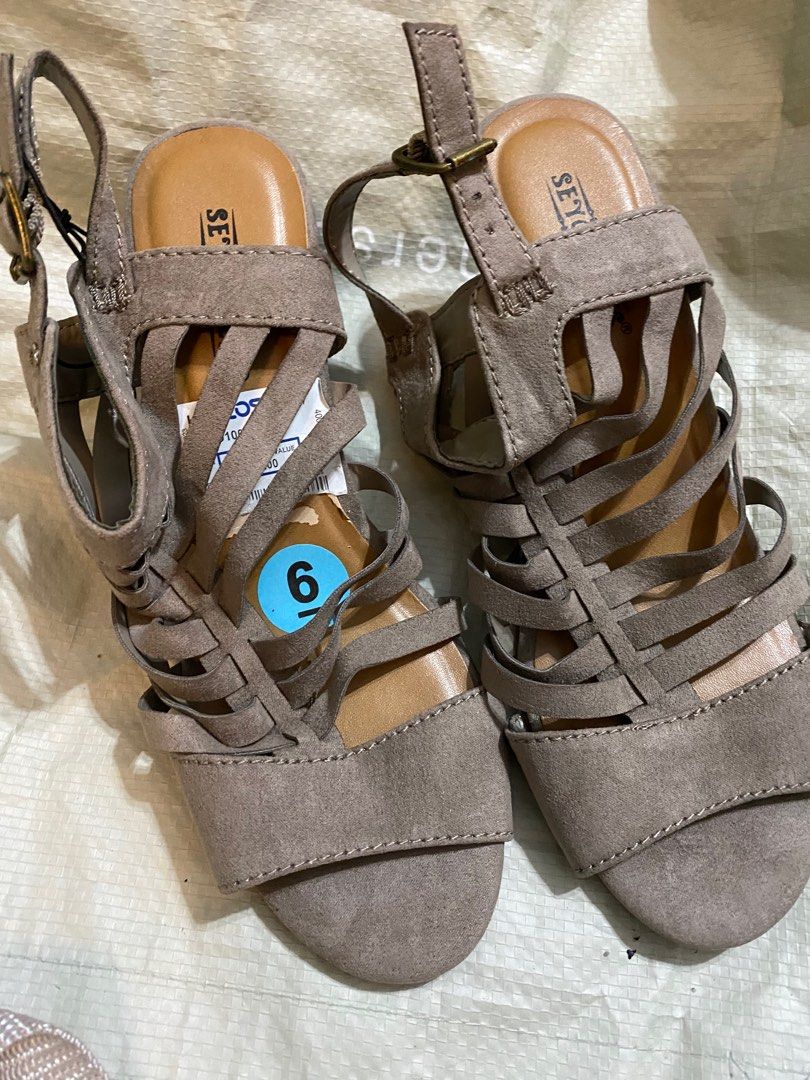 Seychelles wedge Sandals Women s Fashion Footwear Wedges on