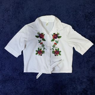 Short Sleeve Blouse with Embroidery