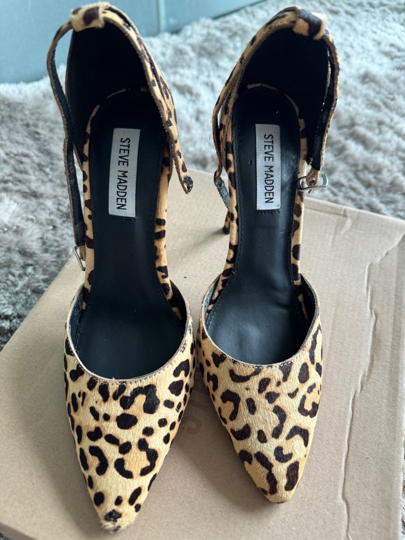 Steve madden store leopard pump