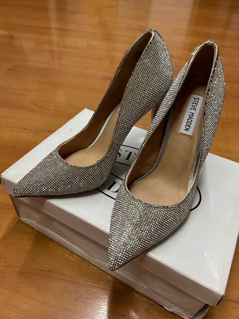 Steve madden daisie spiked pump clearance