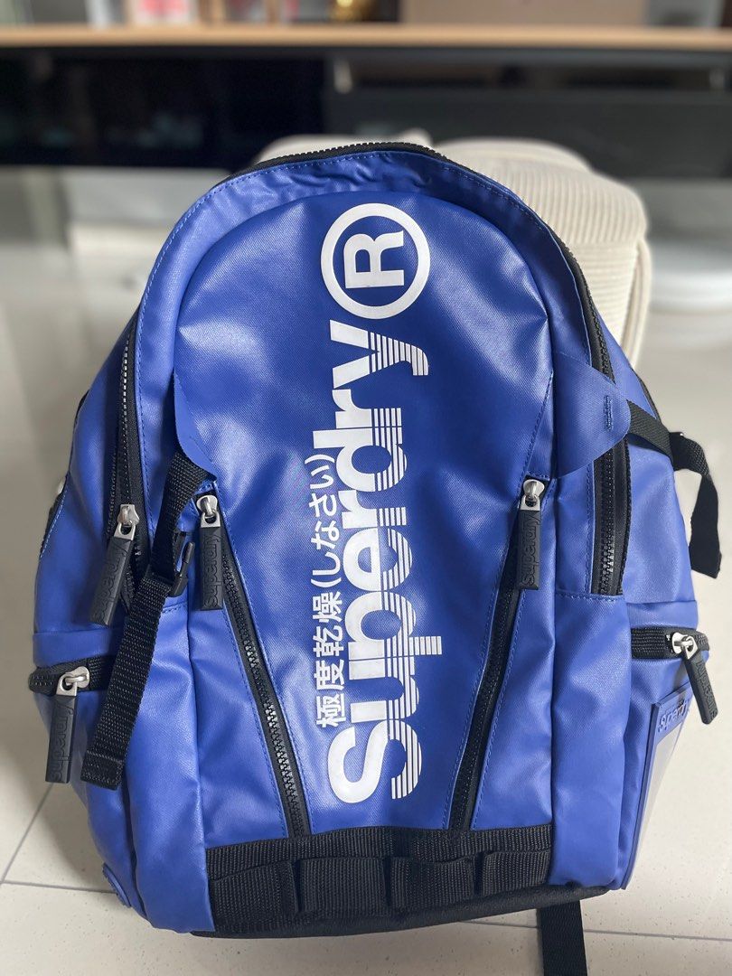 Superdry store sonic tarp