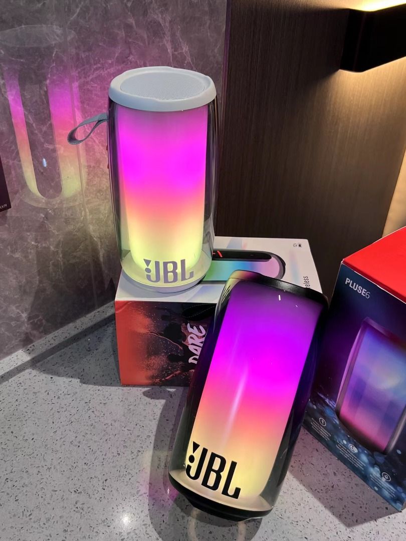 The new JBL Pulse 6