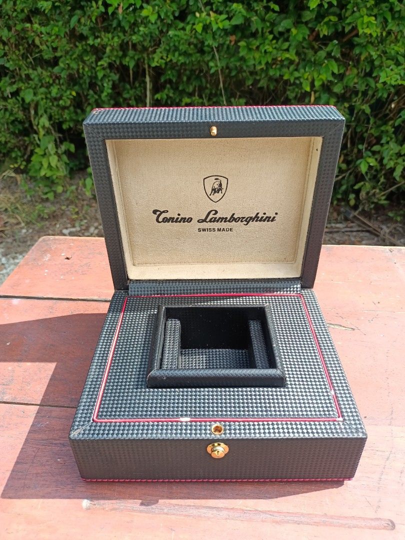 Lamborghini watch 2025 box