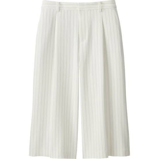 Uniqlo Drape Wide Cropped Pants (Striped) (Category: Other Bottoms) located in Pasig City. Submitted by allie2021 (Listing ID 1273612814, Image 1). Description: - size: small - white w/ stripes - no flaws.